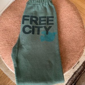 FREECITY Sweats Sweatpants Green